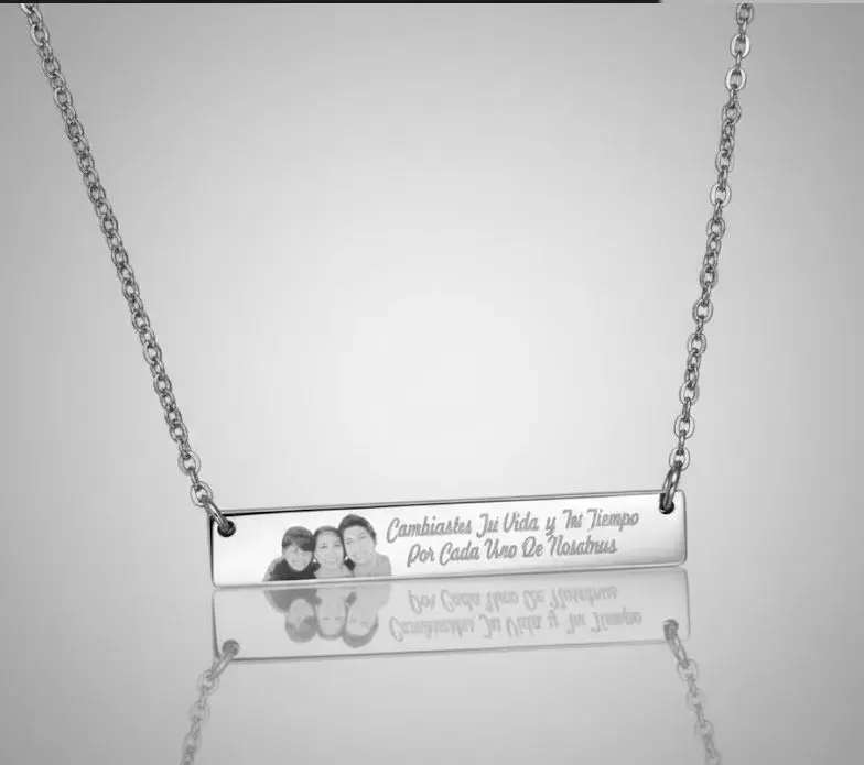 Cadena con Dije Rectangular pulido espejo ac. Inox plateado con cadena mediano 7x45mm 