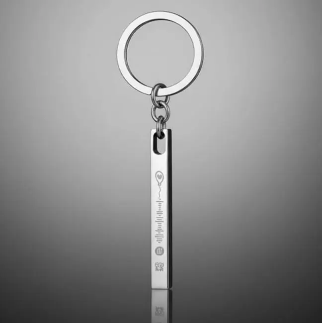 [X-LLAX-042PT-01] LLavero con Cubo rectangular 4 caras pulido espejo ac. Inox plateado grande 50mm