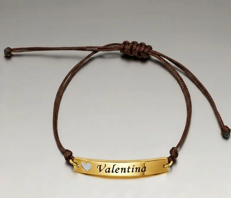 Pulsera hilo sintetico delgado simple color cafe con terminacion de aro metal