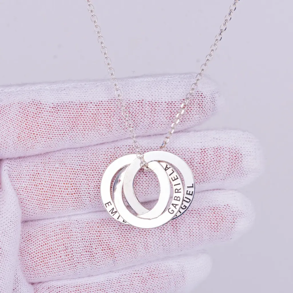 Cadena con aros entrelazados de plata 9.25