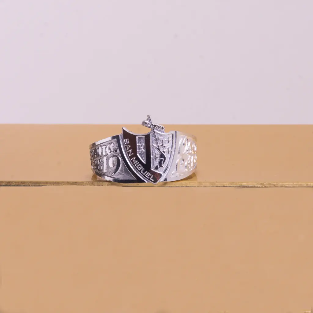 [X-ANPL-006PT-01] Anillo Graduación De Plata 9.25 (4-6)