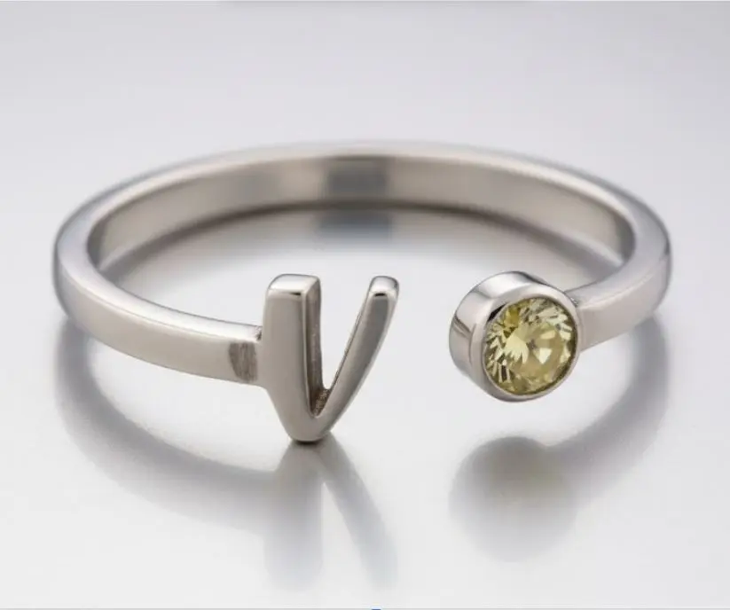 Anillo letra y perlita plata 9.25