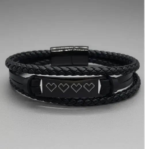 [G-PUCU-016NG] Brazalete de cuero negro doble-banda doble-cuerda trenzada deluxe c/ placa negra rectangular 12mm cierre magnetico Personalizable