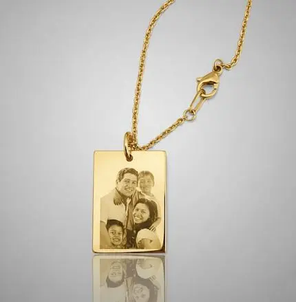 Cadena con Dije rectangular pulido espejo ac. Inox mediano 22m