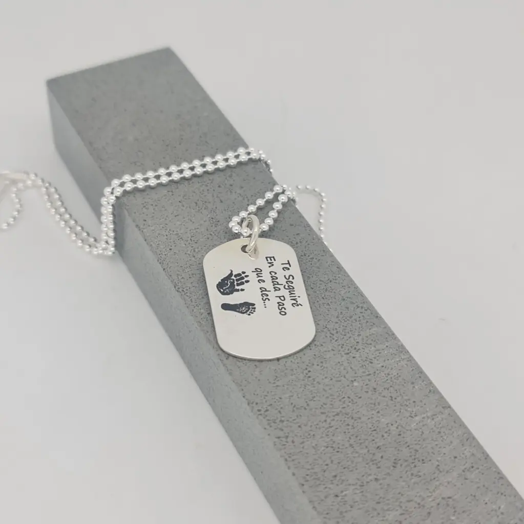 Cadena con Dije militar pulido espejo de plata 9.25 mediano